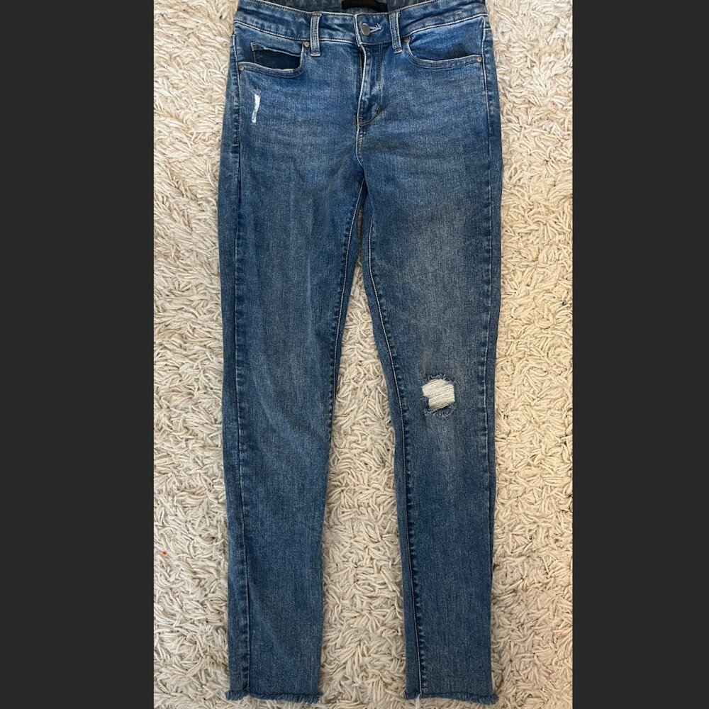 Uniqlo | Ultra Stretch Skinny Tapered Jean | Sz 25inch